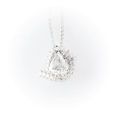 Girocollo Recarlo in Oro Bianco con Ciondolo con Diamante a Goccia Centrale Taglio Antico e Conto...