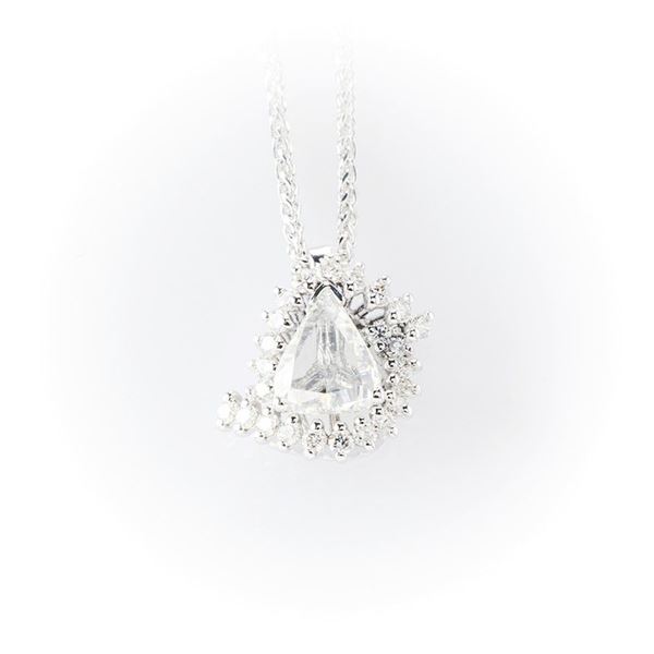 Recarlo round neck in white gold with pendant with antique cut central drop diamond and brilliant cut diamond pavè contour