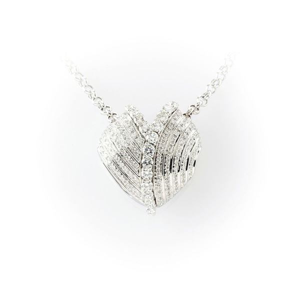 White gold necklace Recarlo with pendant loop on chain rouleaux heart-shaped composed of bands of brilliant cut diamonds. Small diamond to embellish the chain