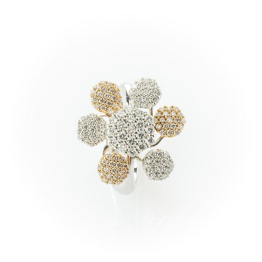 Anello Fantasia Recarlo in Oro Bianco e Rosa Costituito da Elementi Rotondi in Pavè di Diamanti c...