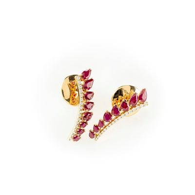 Orecchini a Virgola Gismondi in Oro Rosa con Pavè di Diamanti e Rubini a Goccia Decrescenti