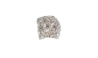Anello in Oro Bianco Gismondi con Diamanti Bianchi Taglio Misto