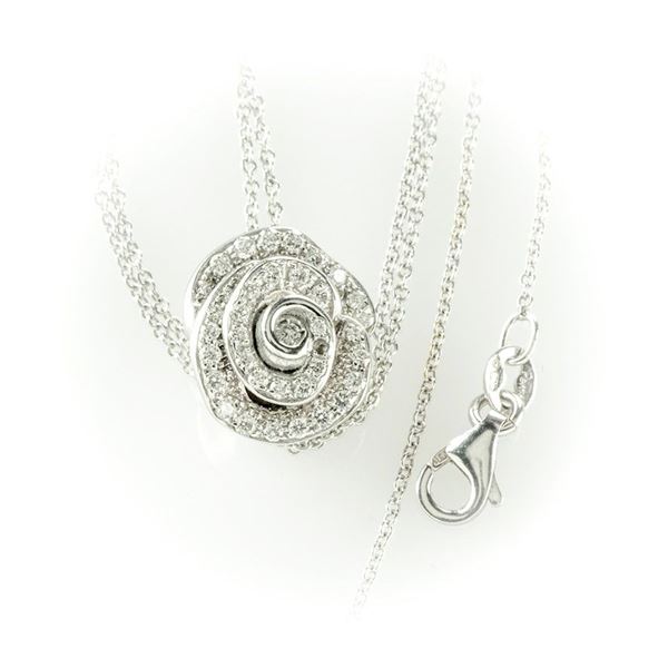 Necklace with rose-shaped pendant in white gold with brilliant-cut white diamonds