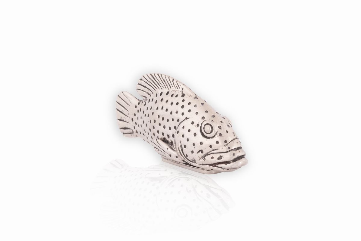 Soprammobile Raffigurante Pesce in Argento 800/000