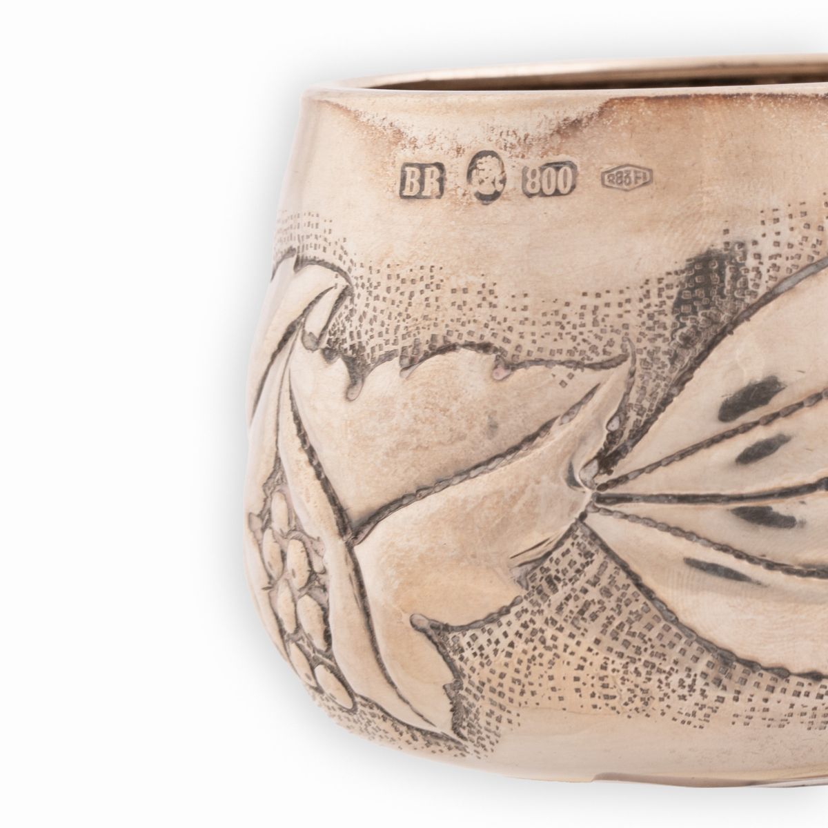 Piccolo Cache-pot in Argento Brandimarte Cesellato con Ciliege