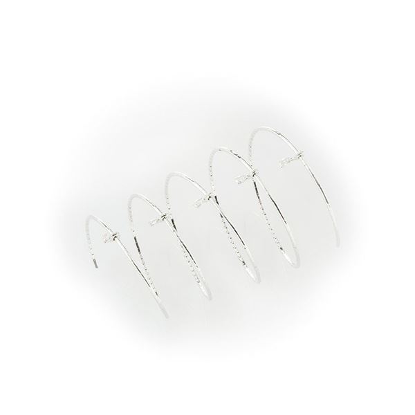 Bracciale spirale in oro bianco Gismondi con diamanti bianchi taglio brillante e a goccia