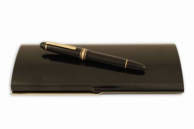 Penna Stilo Montblanc Meisterstück Gold-coated con Punta in Oro e Platino