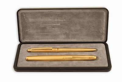 Lotto di Due Penne Waterman Laminante in Oro - una Stilo e una a Sfera