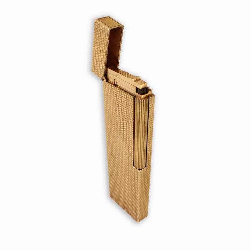 Accendino da Tavolo Dupont Laccato in Oro Modello Diamond