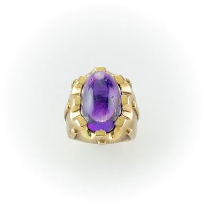 Anello del Cardinale in Oro Giallo 14 Kt e Ametista Ovale Taglio Cabochon