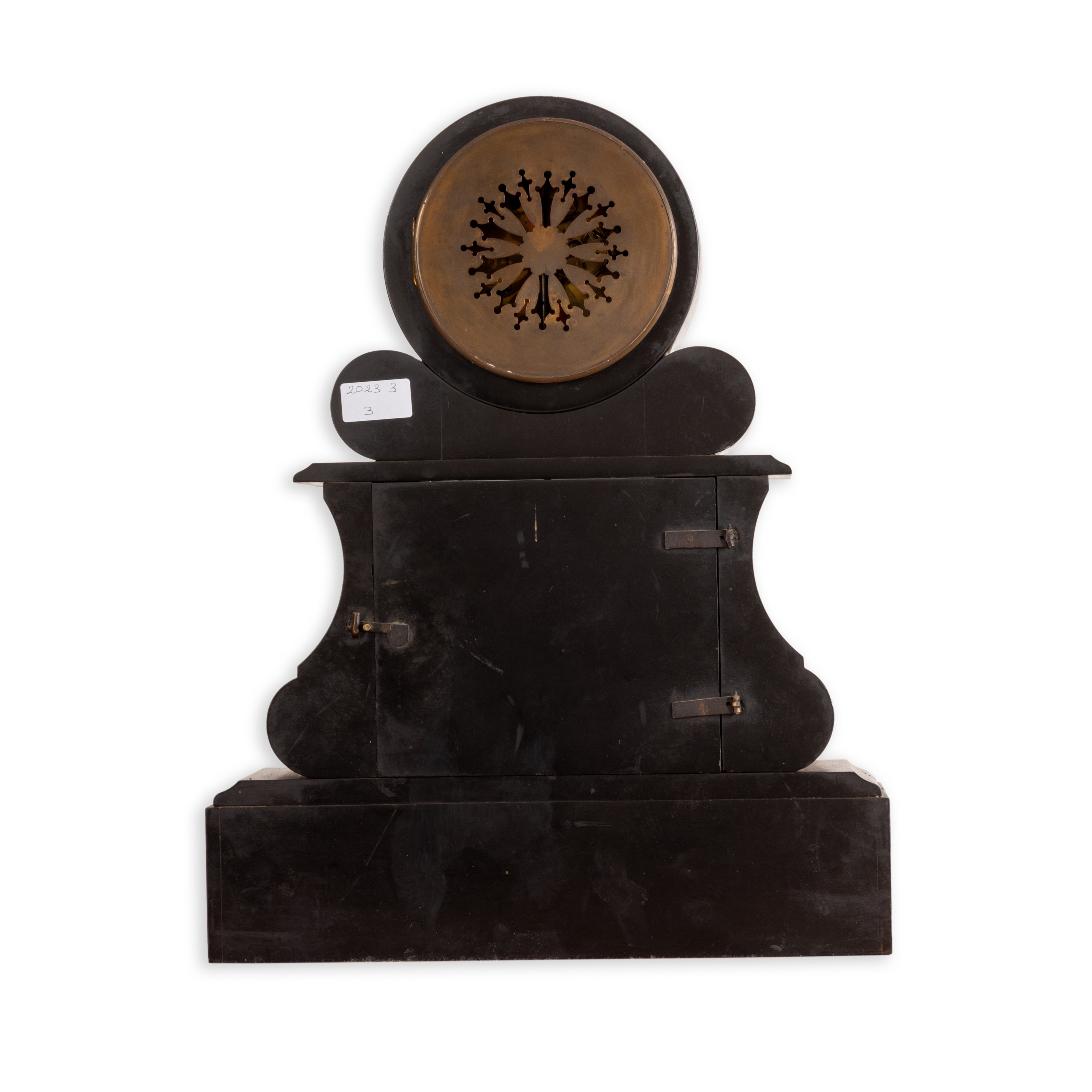 Orologio da Camino Napoleone III in Marmo Nero di Belgio e Rosso di Francia Vincentii & Cie Medai...