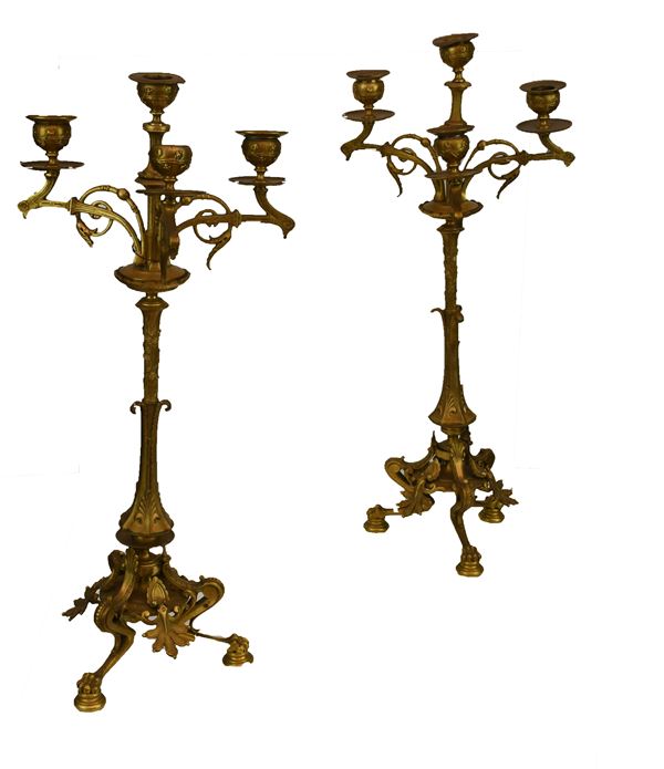 Coppia di candelabri in bronzo a 4 luci