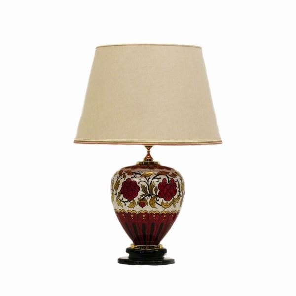 Lampada con fusto in porcellana con decori floreali. Manifattura Artistica "Le Porcellane"  - Auction Old Masters: Dipinti e Arredi Antichi dal XVI al XIX secolo (Sessione II) - II - Gliubich Casa d'Aste