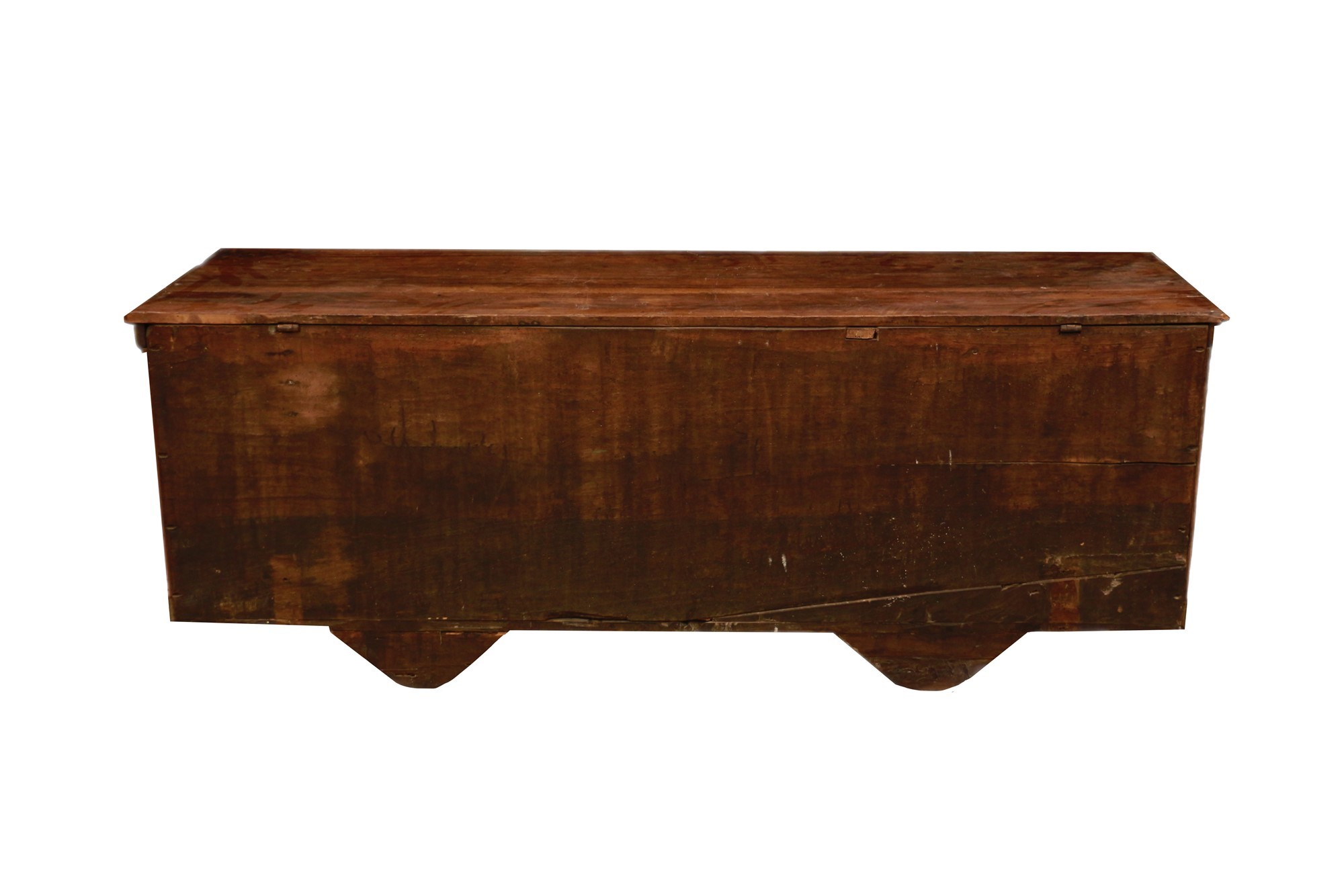 Cassapanca nobiliare in noce scolpita e intarsiata. Veneto, XVII secolo