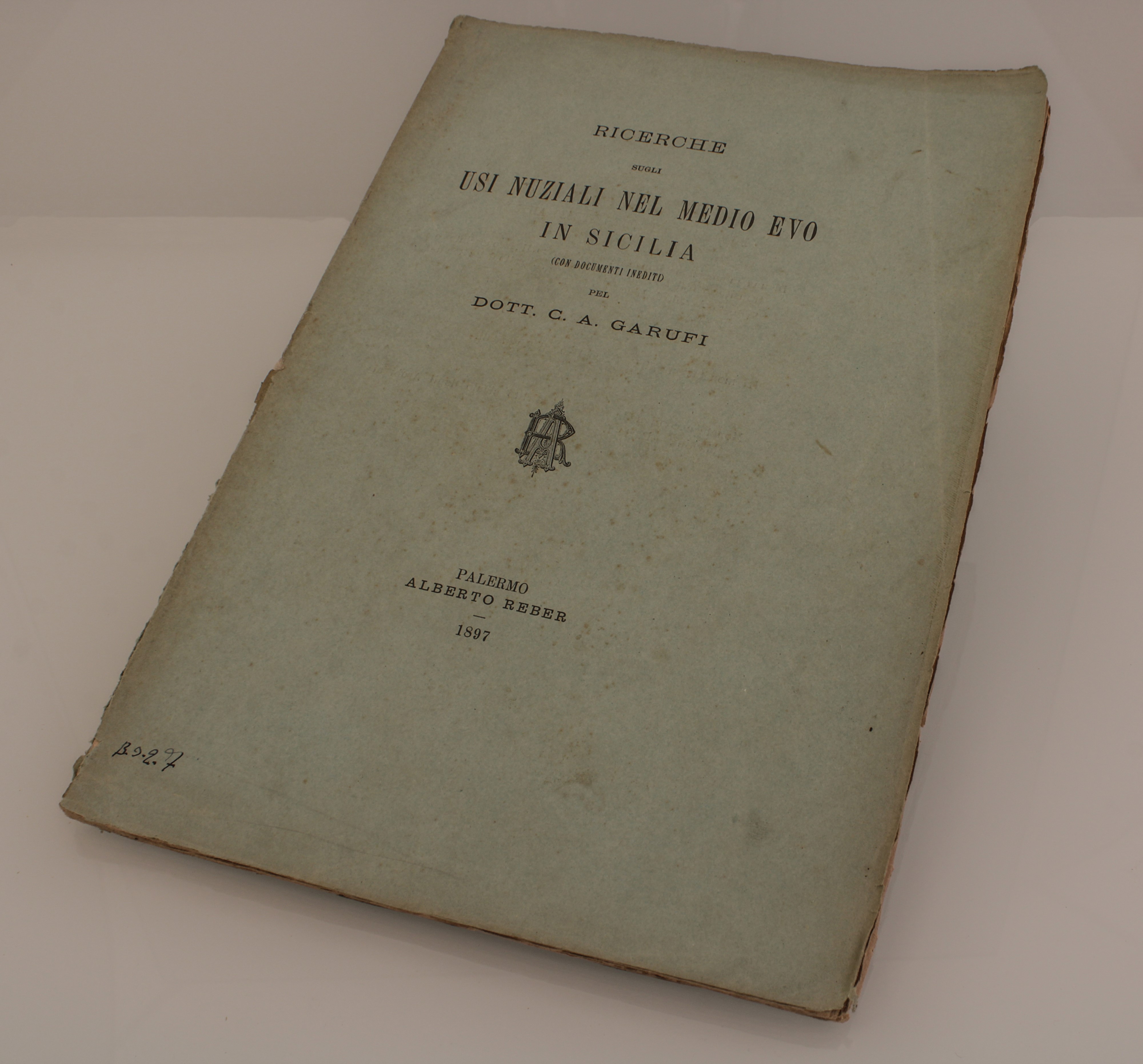 Garufi, Carlo Alberto. Ricerche sugli usi nuziali nel Medio Evo in
