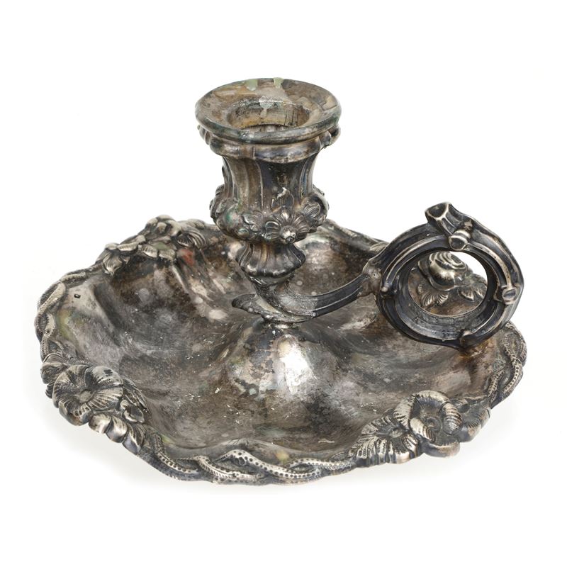Candelabro in argento 800, peso 120 grammi