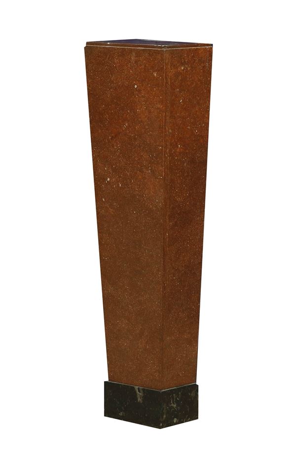 Colonna in marmo rosso Belgio
