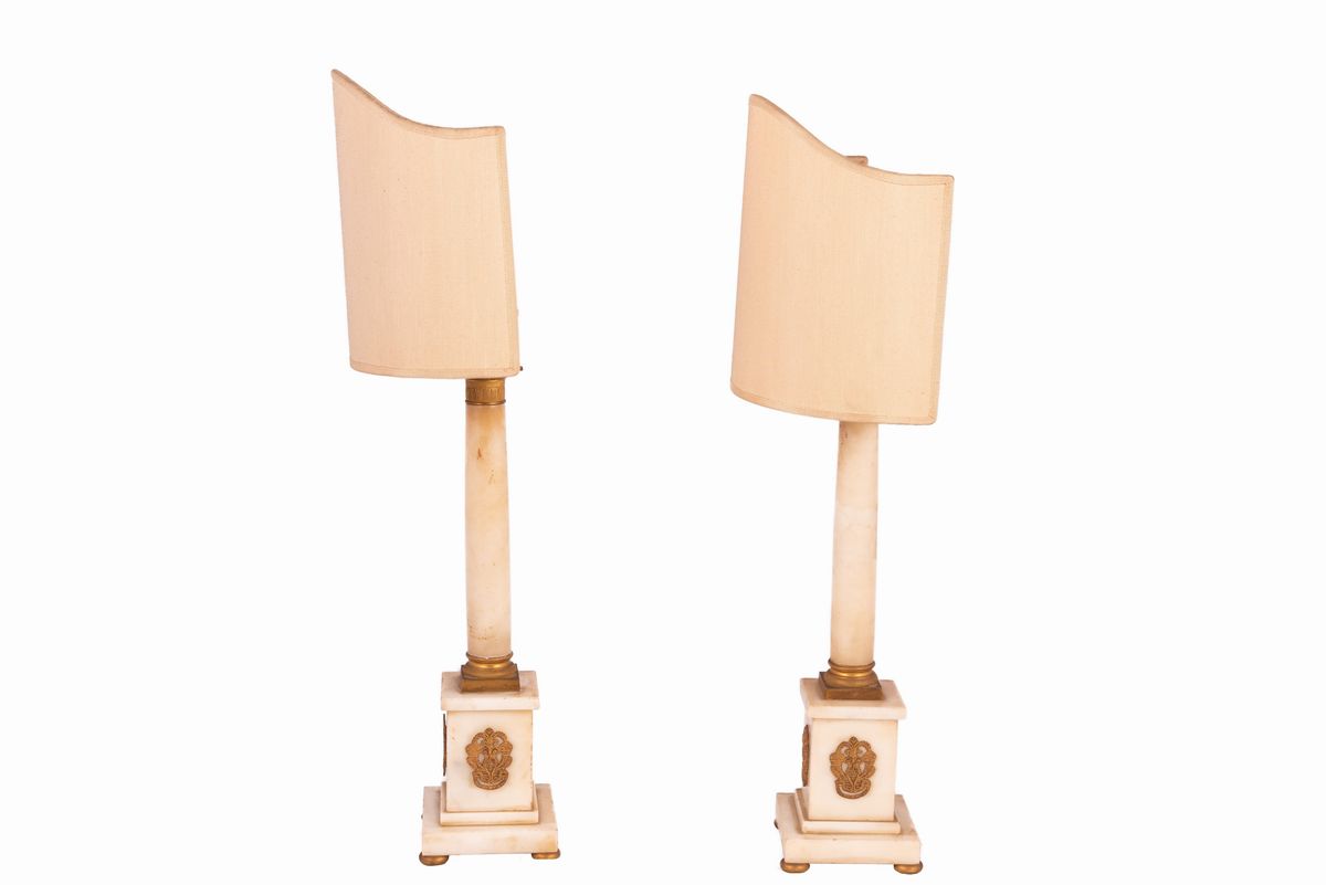 Manifattura Francese del XIX Secolo - 2 Lampade da Tavolo a Colonna