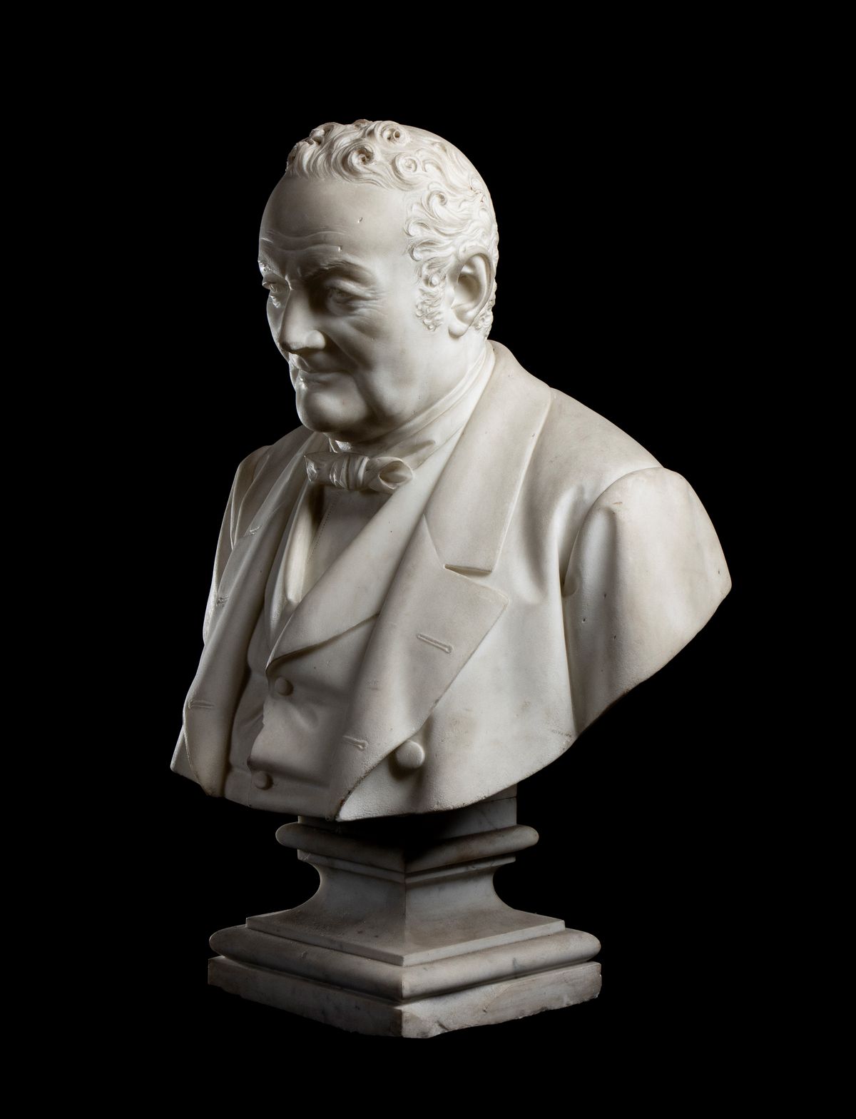 Busto virile in marmo bianco