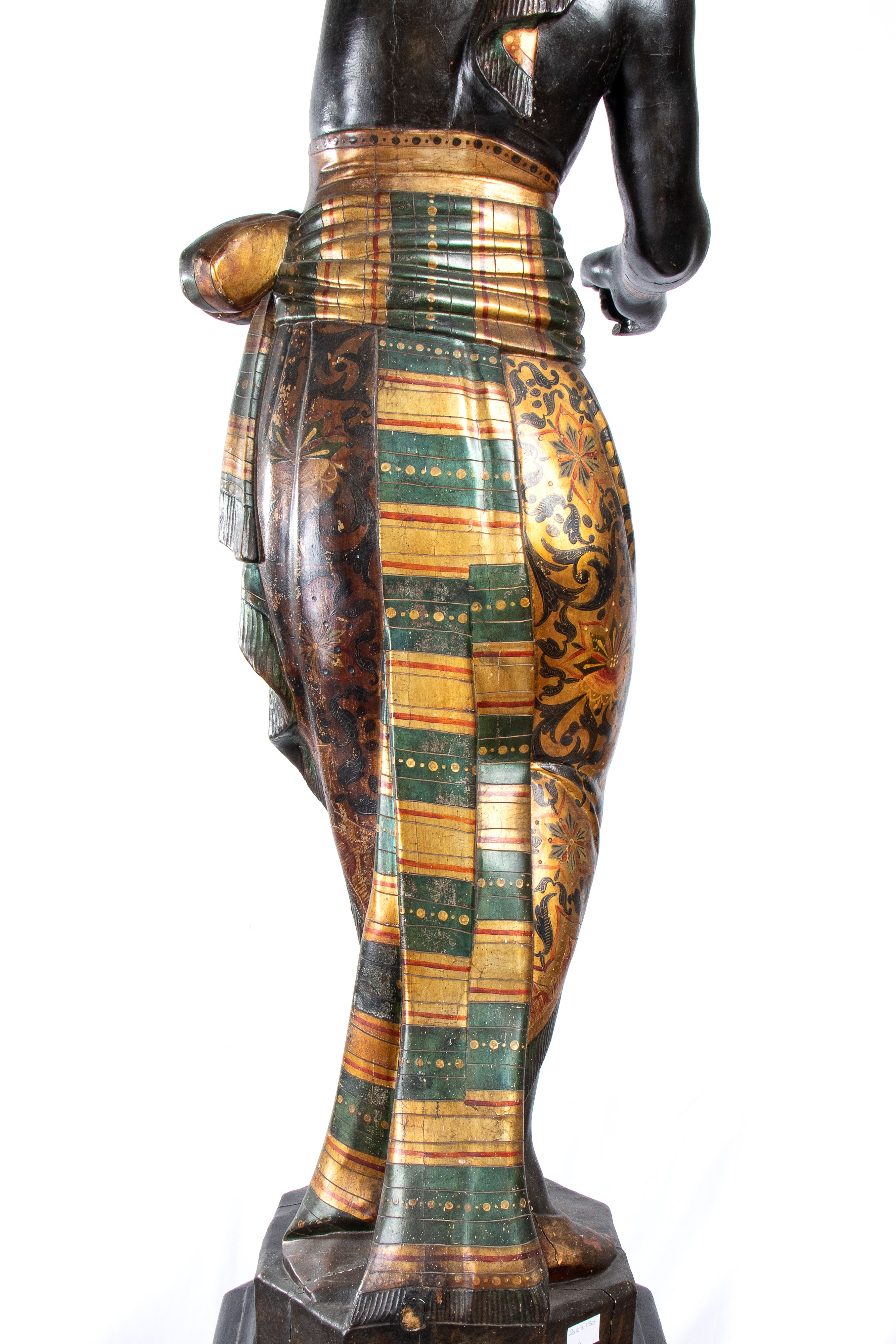 Grande scultura in stile veneziano raffigurante moresca in legno policromo e dorato della fine de...