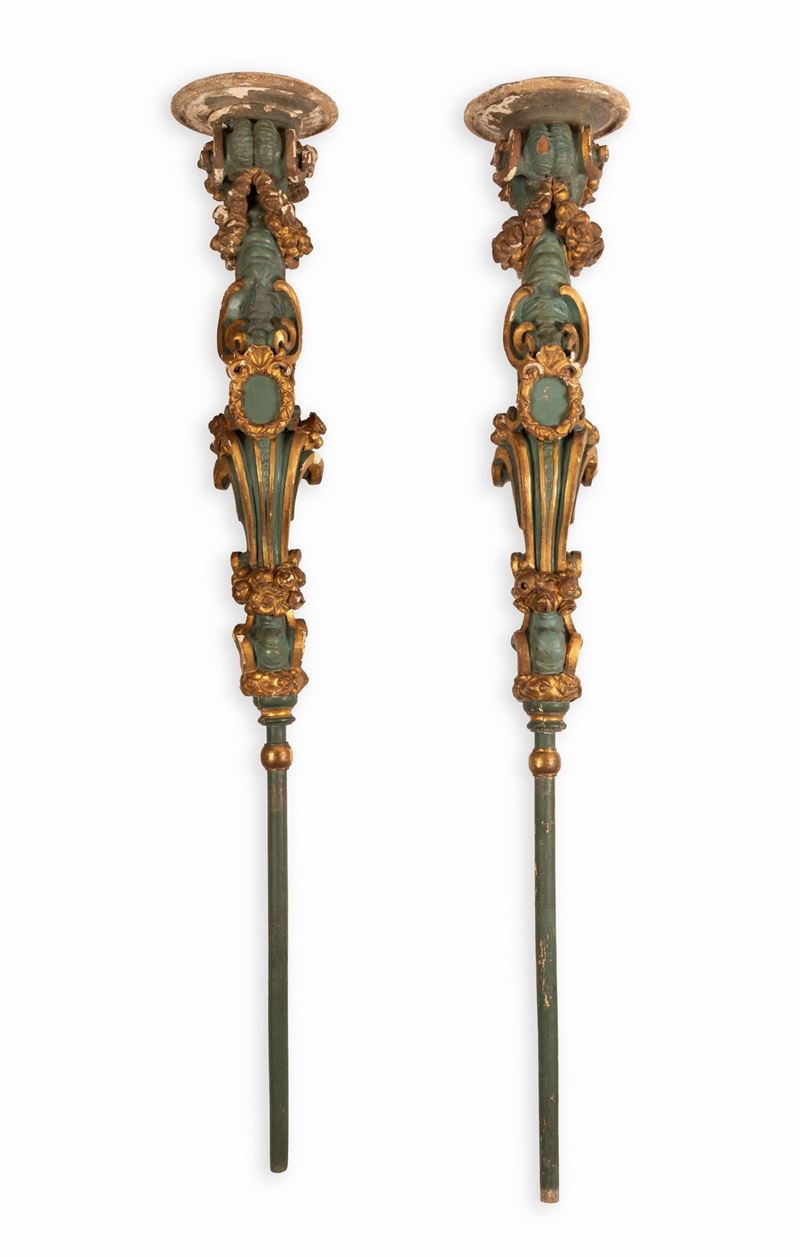 Elementi d'arredo utilizzati nelle case palazziate veneziane a supporto ed abbellimento degli arc...