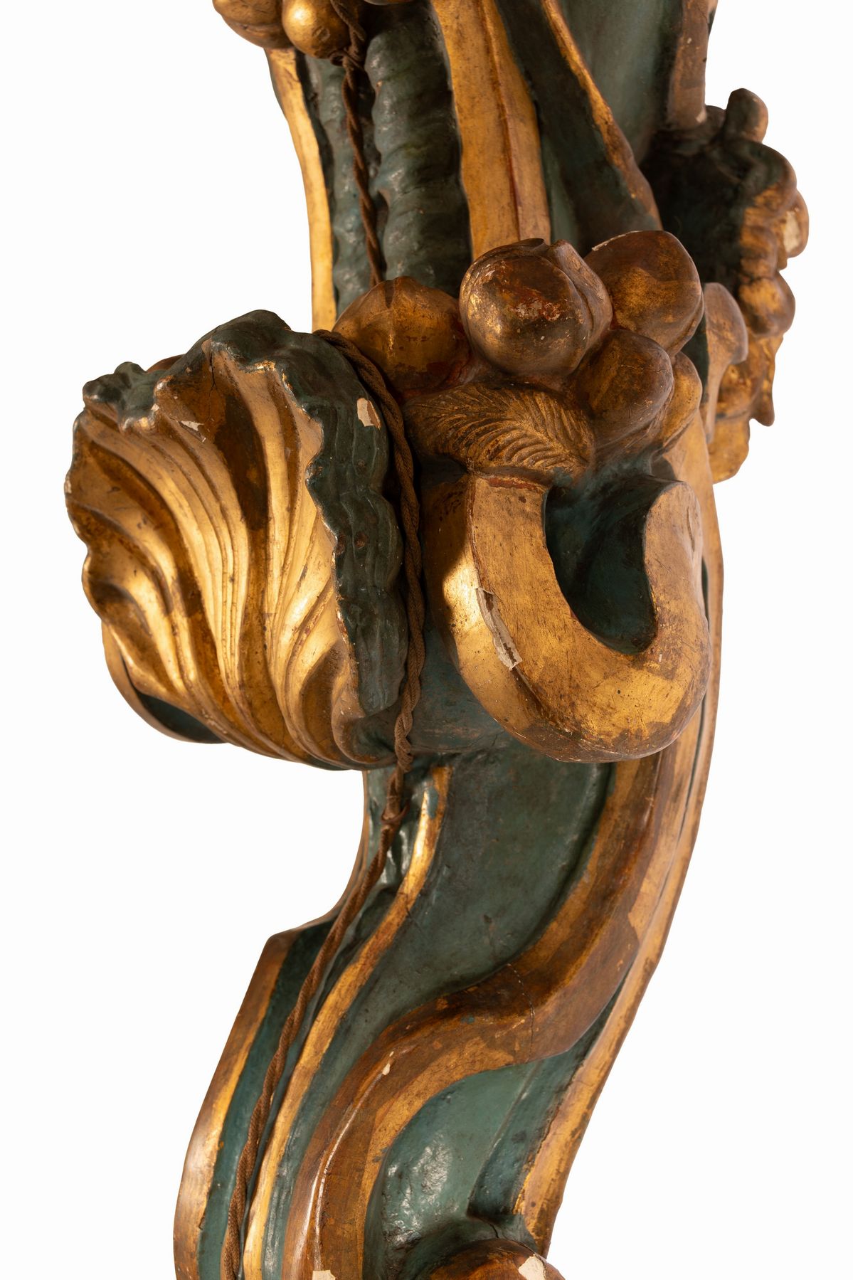 Elementi d'arredo utilizzati nelle case palazziate veneziane a supporto ed abbellimento degli arc...