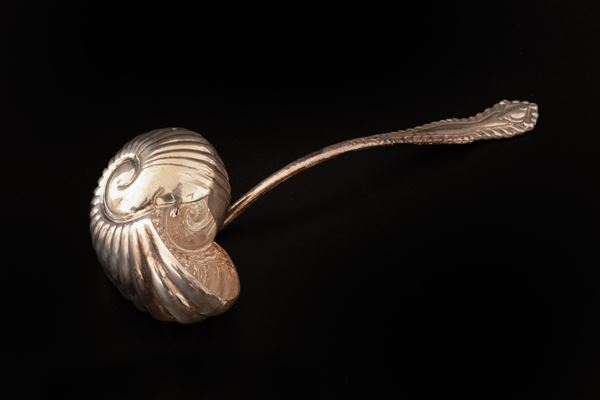 Cucchiaino a conchiglia in argento 800/000 Brandimarte