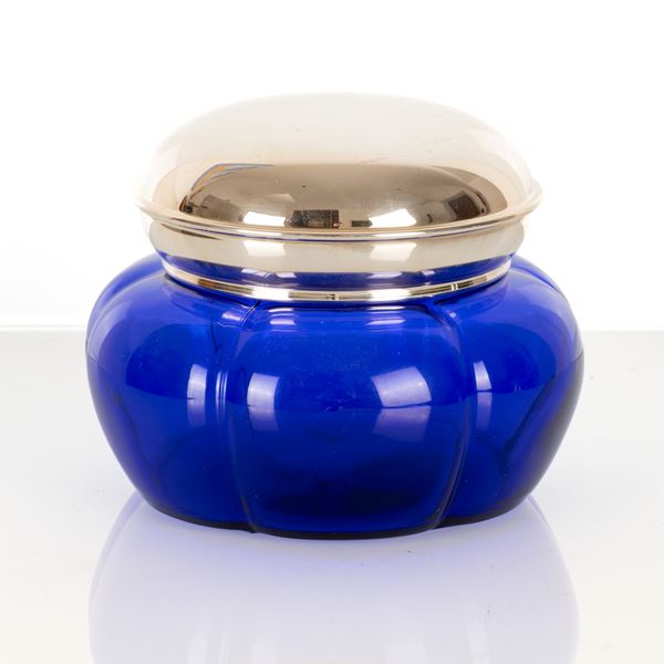 Contenitore in vetro blu con coperchio in argento 800/000. Punzone 885FI