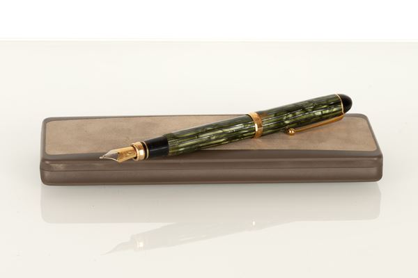 Penna stilografica Stilus, stilo in resina verde