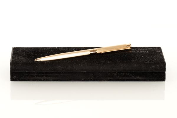 Penna a sfera Montblanc in vermeil
