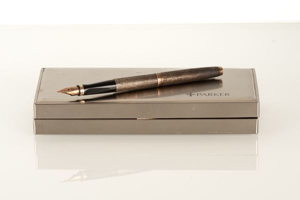 Penna stilografica Parker in argento, modello Sonnet Ciselè in argento