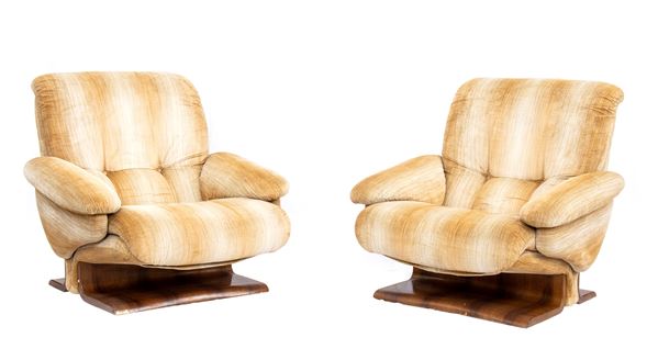 Europoltrona armchairs with wooden frame and fabric cover