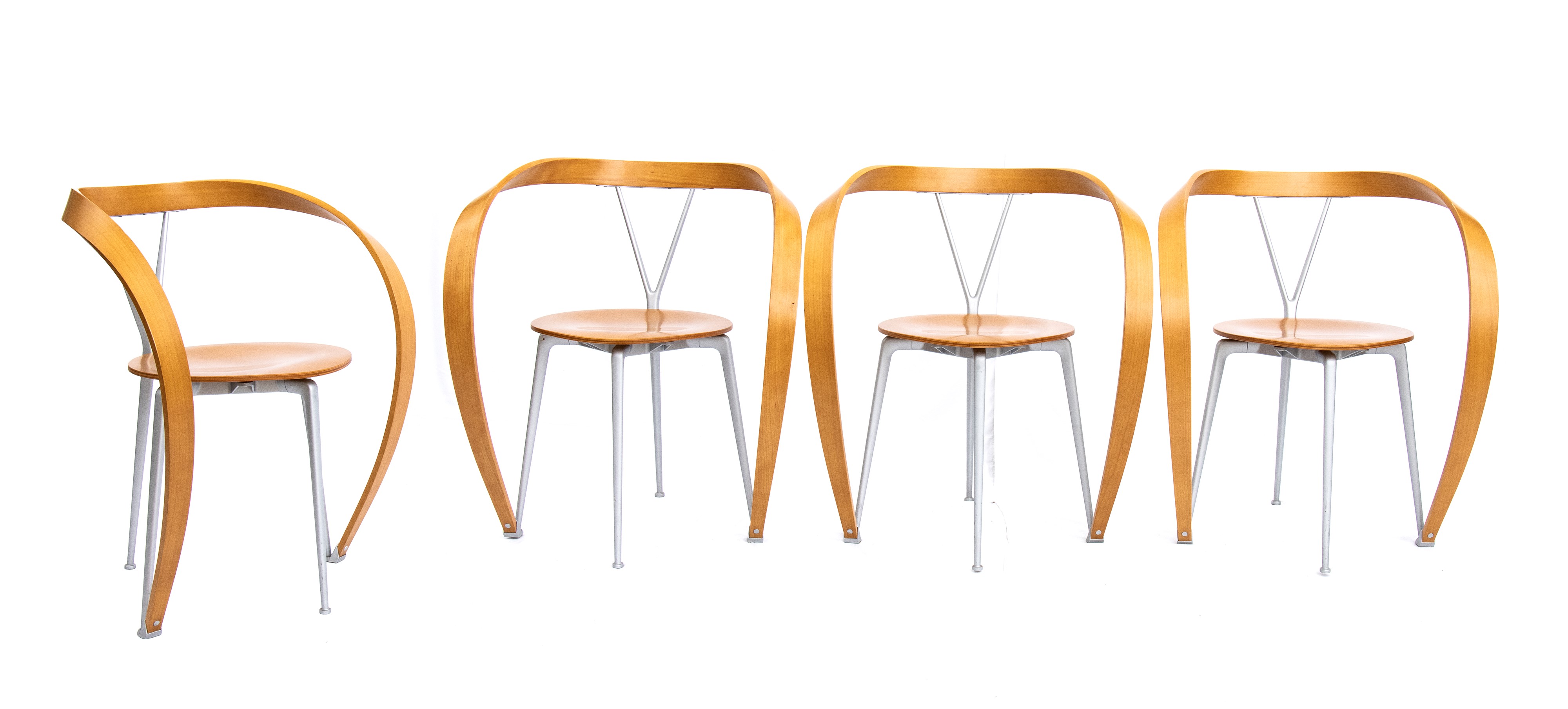Andrea Branzi - Quattro sedie Silla Mod. 952 “Revers” (produzione Cassina), struttura in legno e ...