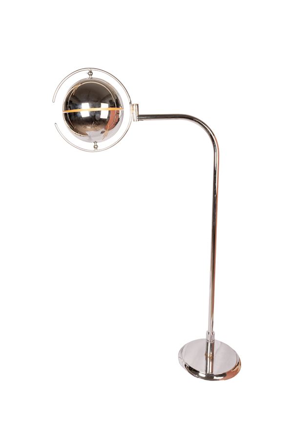 Goffredo Reggiani - Floor lamp in chromed metal with diffuser made of double adjustable semisphere