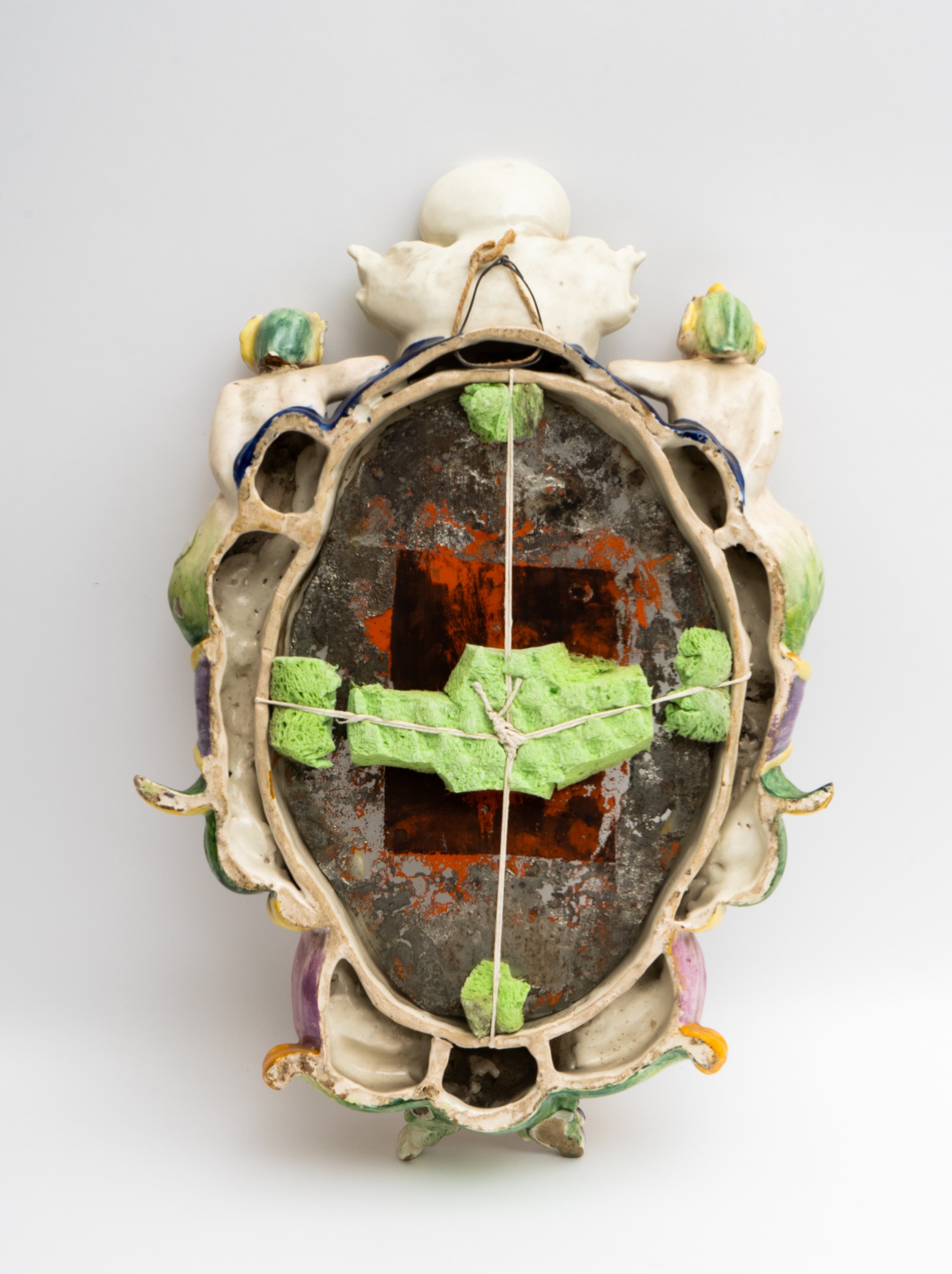Manifattura Battaglia, Napoli XIX Secolo - Deliziosa Applique Candeliere a Due Fuochi in Maiolica...