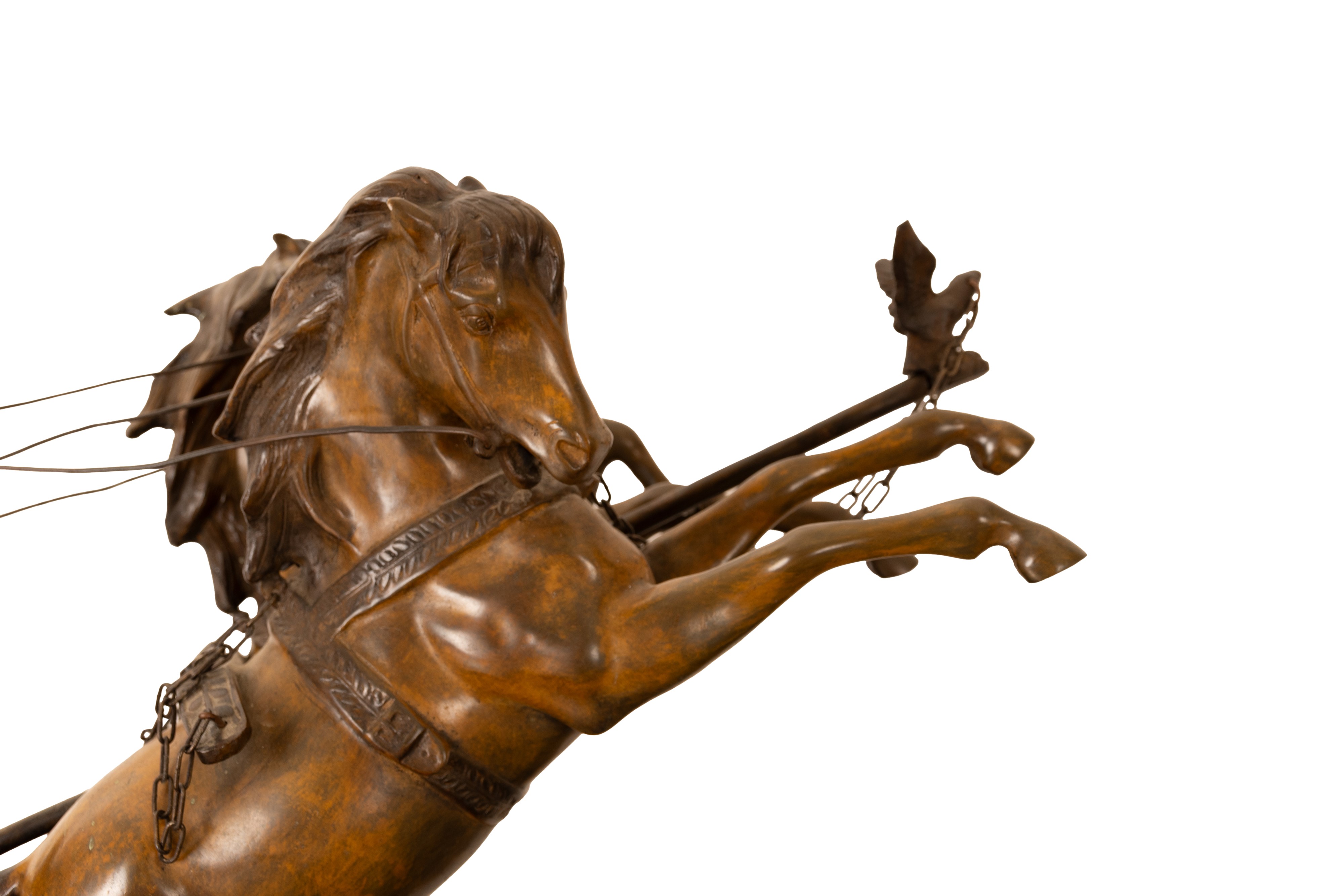 Ferdinando De Luca - Biga Classica in Bronzo con Cavalli Rampanti su Base Rocciosa.