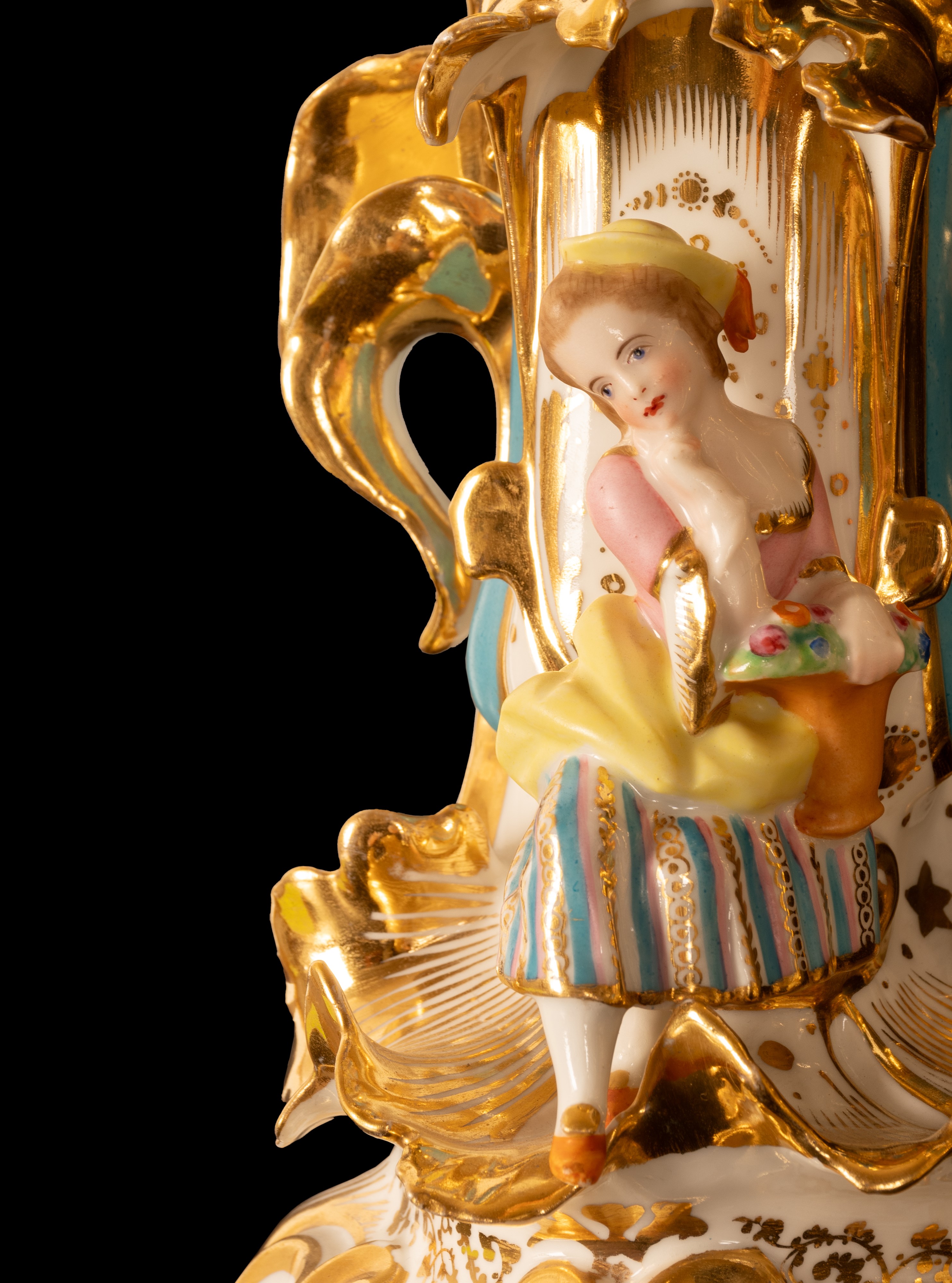 Manifattura Francese del Secondo o Terzo Quarto del XIX Secolo - Coppie di Vasi in Porcellana di ...