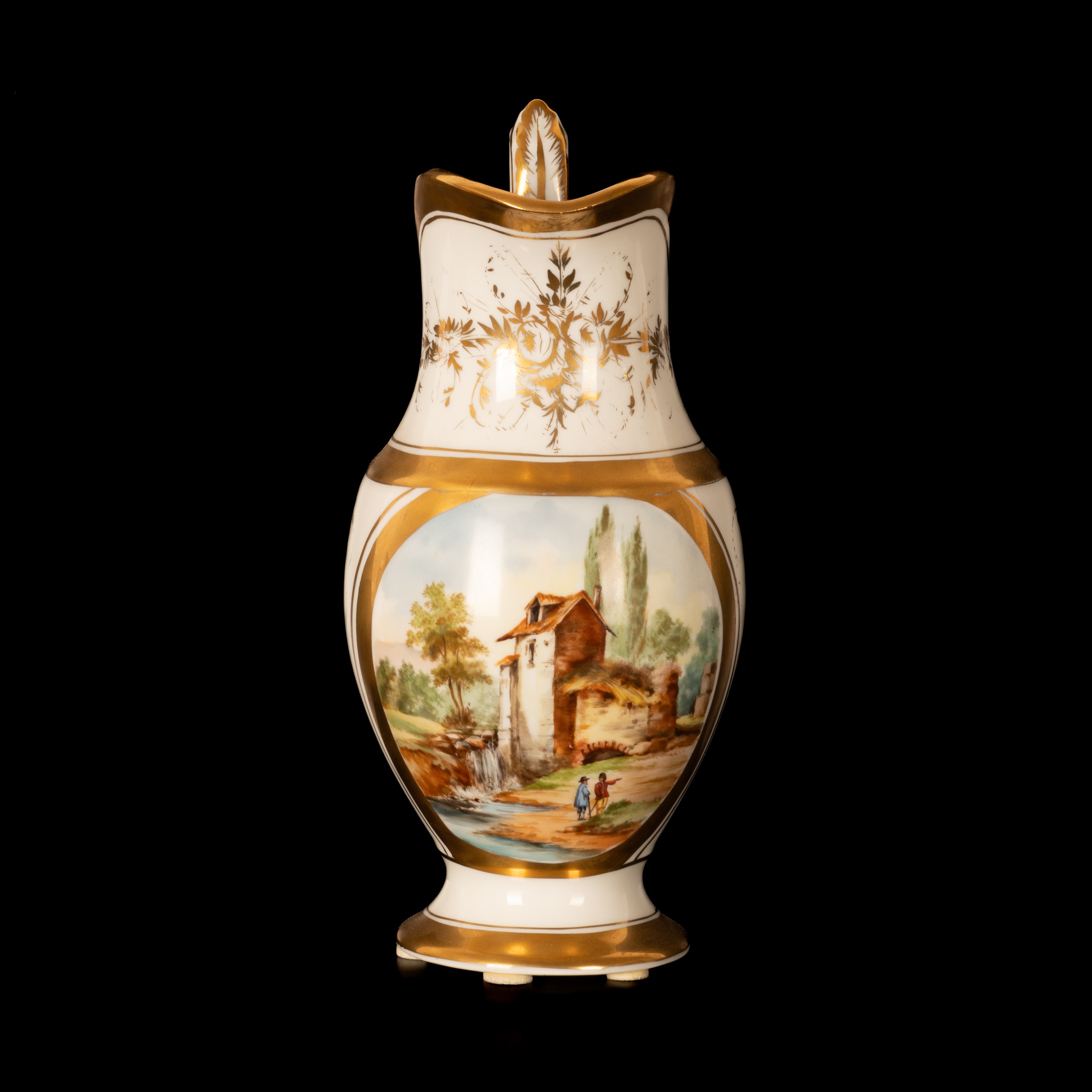 Brocca in porcella "Vecchia Parigi" con decoro in oro