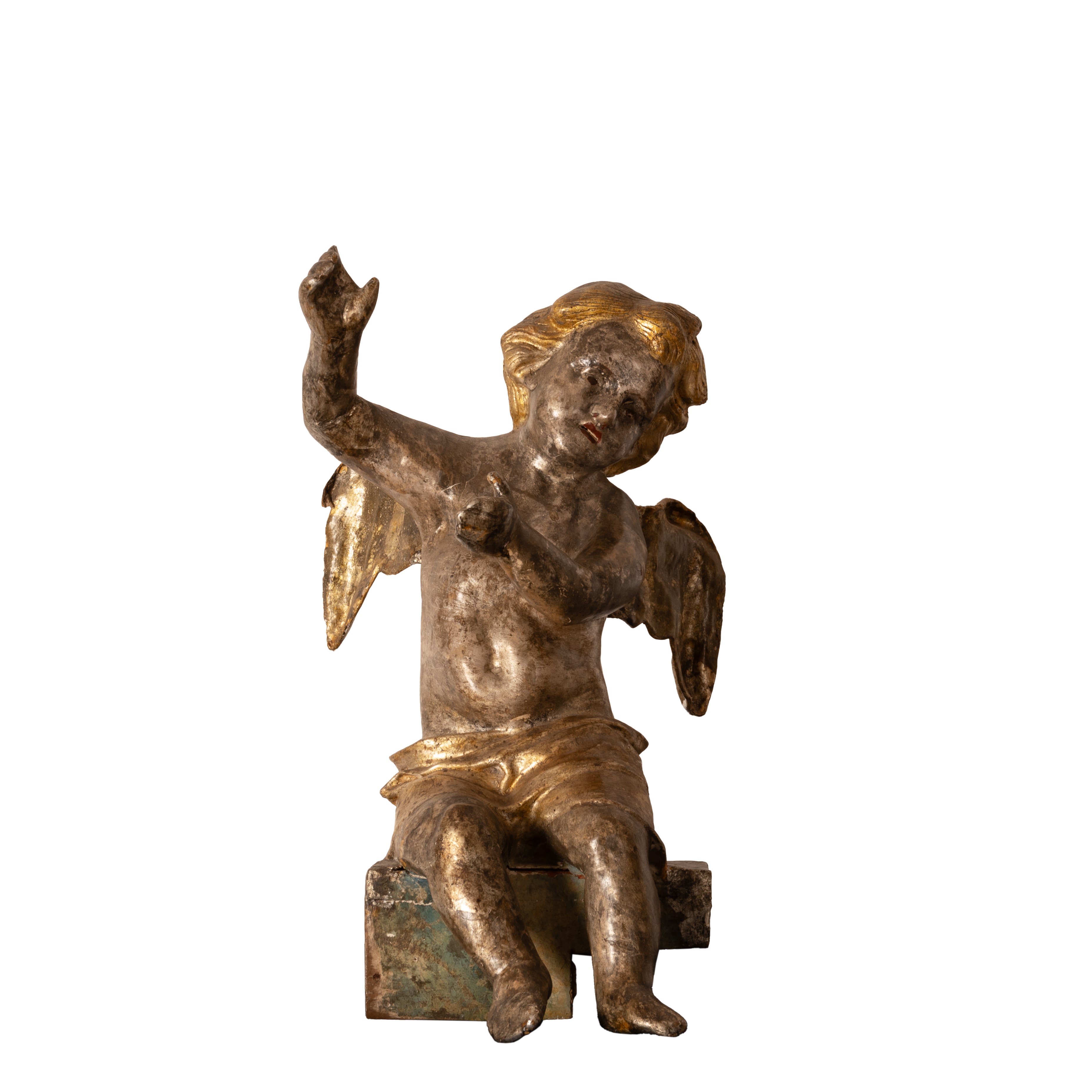 Coppia di putti in cartapesta argentata e dorata