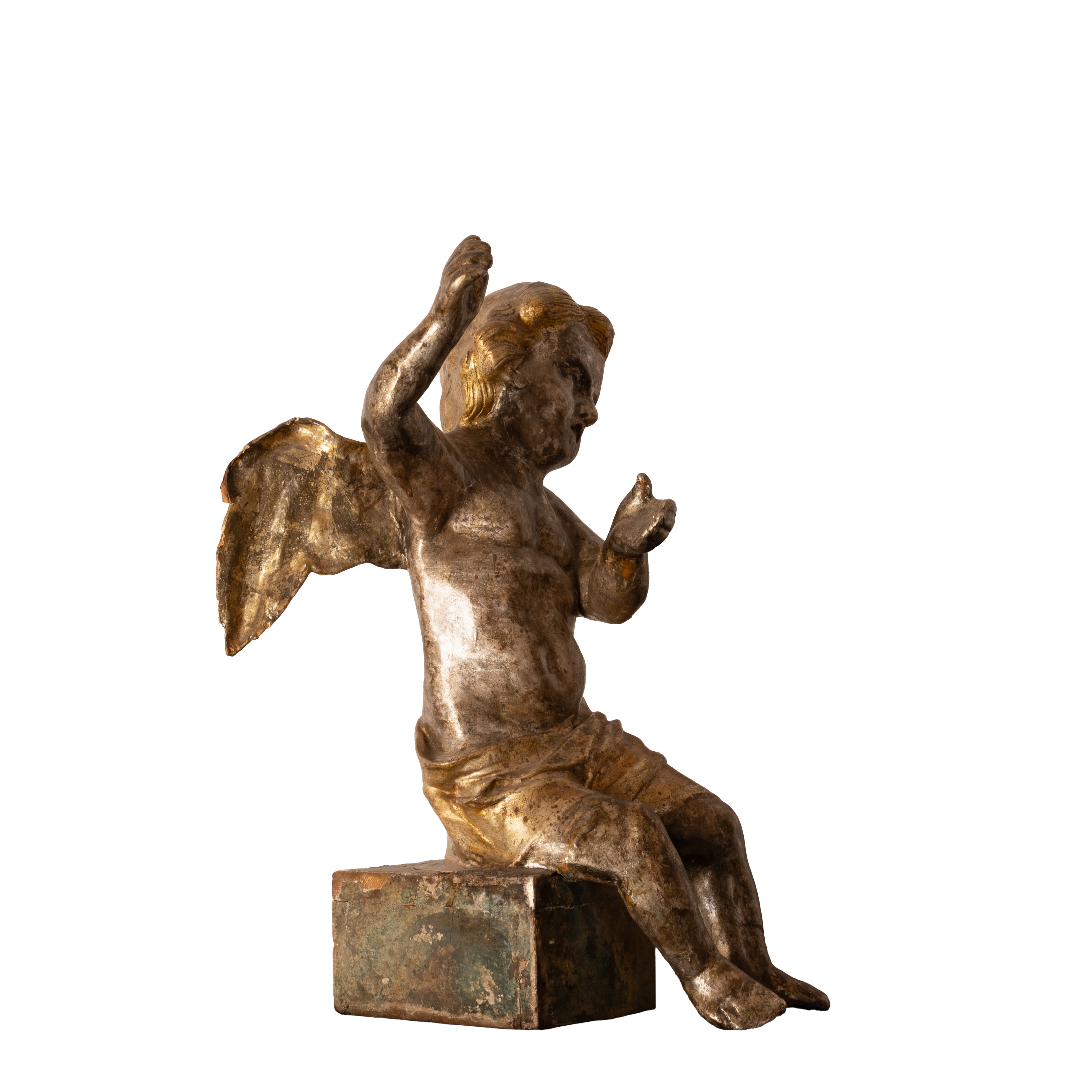 Coppia di putti in cartapesta argentata e dorata